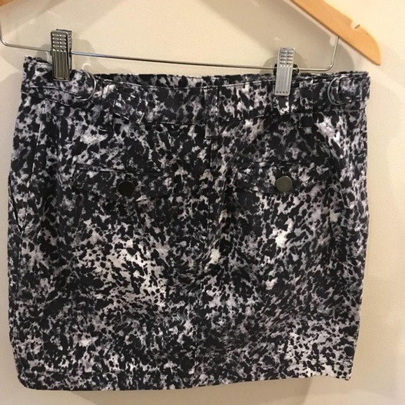 Club Monaco Brie Mini Skirt Black NWT Size 2 - Picture 5 of 7